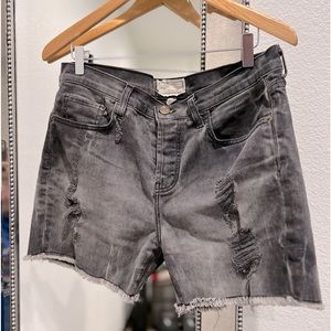 CURRENT/ELLIOTT DENIM  BOY SHORT COLOR: BLACK SIZE: 28
